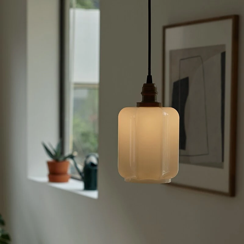 Suspension Rétro Abat-jour En Verre Blanc Vinny 5 Suspension Rétro Abat-jour En Verre Blanc Vinny – Image 3