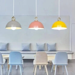 Suspension En Métal Avec Abat-jour Coloré Moderne