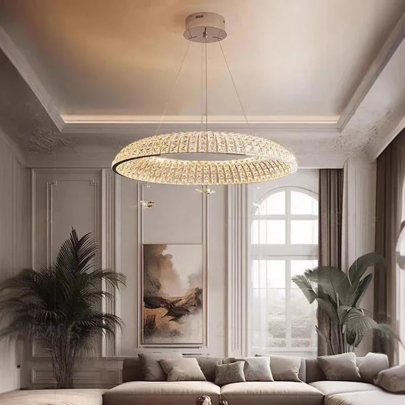 Suspension En Cristal Papillon élégant Pour Décoration Intérieure Raffinée 5 Suspension En Cristal Papillon élégant Pour Décoration Intérieure Raffinée – Image 3