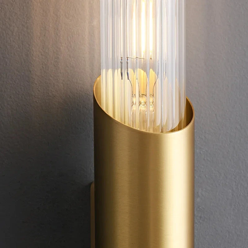 Applique Murale Minimaliste En Laiton Avec Verre Transparent 7 Applique Murale Minimaliste En Laiton Avec Verre Transparent – Image 5