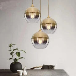 Suspension Boule Moderne En Verre Avec Lampes à Led 12 Suspension Boule Moderne En Verre Avec Lampes à Led -Lumeers Boutique S20bd2bc4491e4097bd04e6d080280b85p