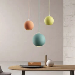 Suspension Moderne En Métal Coloré Ronde Klint -Lumeers Boutique S9ef18f1c10764ebab235bca3f2a007f7C