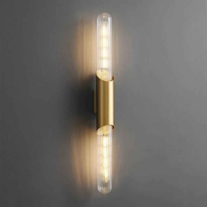 Applique Murale Minimaliste En Laiton Avec Verre Transparent 4 Applique Murale Minimaliste En Laiton Avec Verre Transparent – Image 2