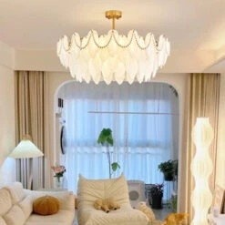 Lustre Rétro En Plumes Pour Une Ambiance Romantique Et Luxueuse 17 Lustre Rétro En Plumes Pour Une Ambiance Romantique Et Luxueuse -Lumeers Boutique Sf3dd73fab9c84a1b82753fa6df9e1513U