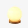 Lampe à Poser Moderne LED Avec Base En Bois Et Boule En Verre Ball -Lumeers Boutique lampe a poser moderne led avec base en bois et boule en verre ball 48a57de6 89c0 4845 8b87 690e4d874a9d
