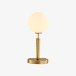 Lampe à Poser Avec Lumière Ronde Et Base Dorée Ivy