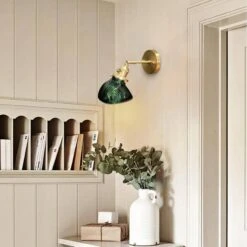 Applique Murale Design LED Dorée Avec Bras Rétro Et Abat-jour En Verre émeraude 14 Applique Murale Design LED Dorée Avec Bras Rétro Et Abat-jour En Verre émeraude -Lumeers Boutique product image 1339156240 3241503c 8203 4963 a87f 1e20a202753b