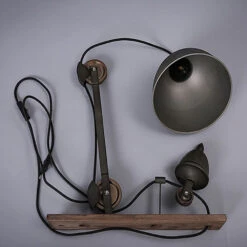 Applique Murale Industrielle Ajustable En Métal Cauboy -Lumeers Boutique product image 1434733137