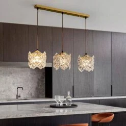 Suspension Design LED Avec Abat-jour En Verre Cristal Luxury -Lumeers Boutique product image 1634376425 2c68597c 1d58 40ad 8527 2cd56b56db69