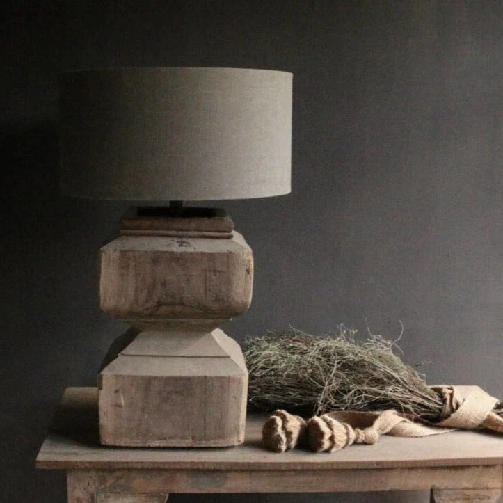 Lampe à Poser Scandinave Avec Abat-jour Cylindrique Bonno 4 Lampe à Poser Scandinave Avec Abat-jour Cylindrique Bonno – Image 2