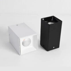 Spot Moderne LED Cubique Et Métallique Elma 14 Spot Moderne LED Cubique Et Métallique Elma -Lumeers Boutique product image 1848422031