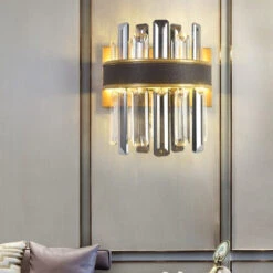 Applique Murale Moderne Tricolore Avec Des Cristaux Delayla -Lumeers Boutique product image 1891443892