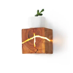 Applique Murale Scandinave LED Cube En Bois Lymena -Lumeers Boutique product image 1937237084