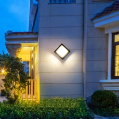 Applique Murale Design LED Résistant à L'humidité Aliénor 21 Applique Murale Design LED Résistant à L'humidité Aliénor -Lumeers Boutique product image 1960178348