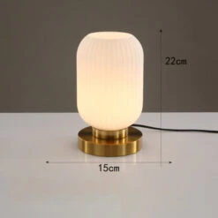 Lampe à Poser Cylindrique En Verre Coloré Et Base Dorée Quinn 21 Lampe à Poser Cylindrique En Verre Coloré Et Base Dorée Quinn -Lumeers Boutique product image 1972342202